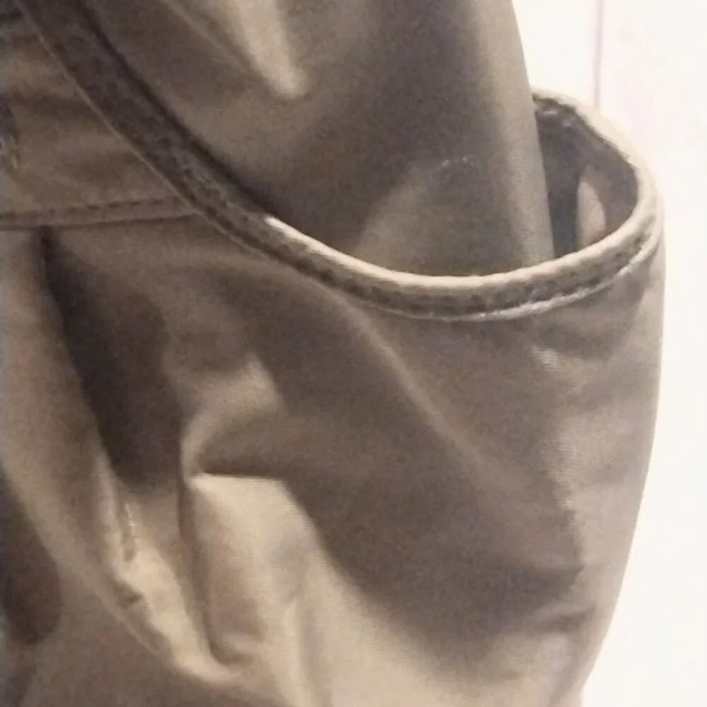 Travelon Anti theft Hobo Bag Purse/Travel bag